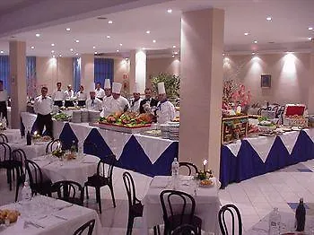 Club Helios 3*