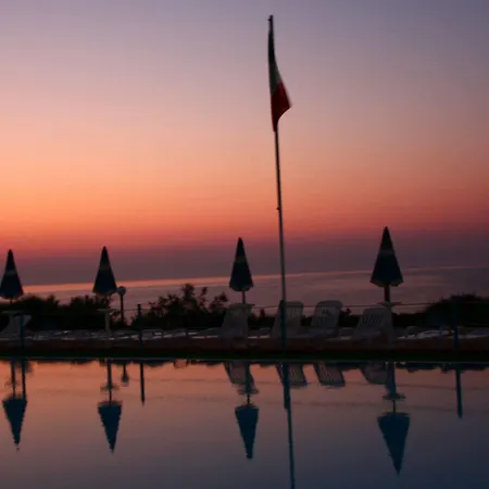 Club Helios Hotel