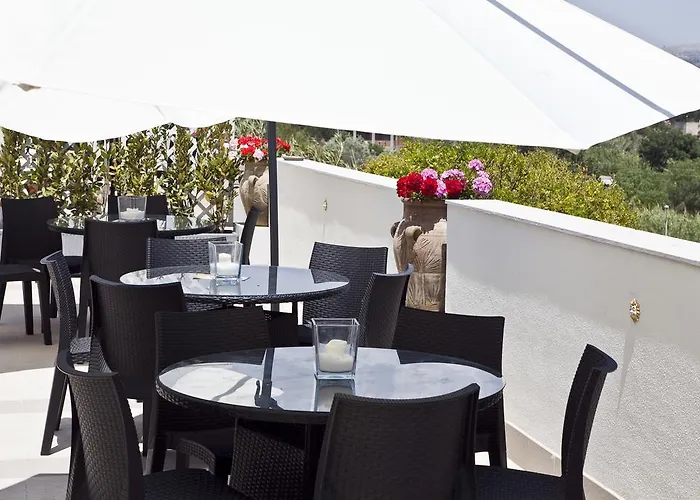 Club Helios 3* Noto