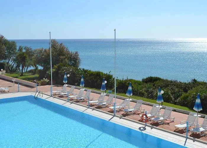 Club Helios 3* Noto